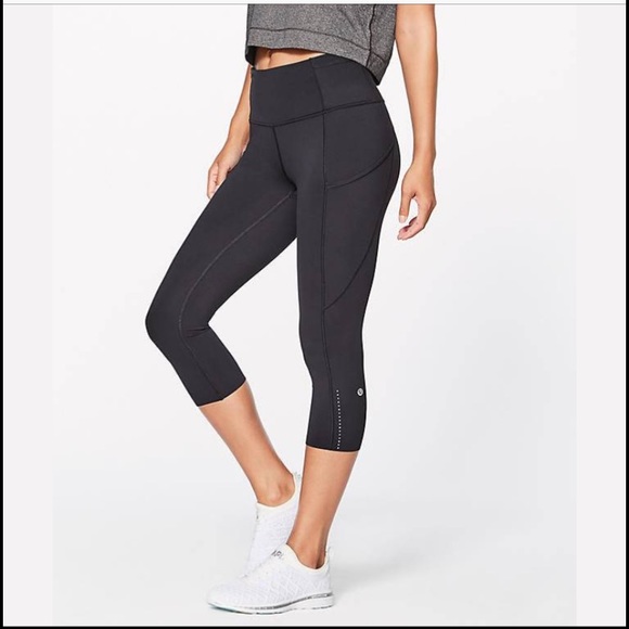 lululemon athletica Pants - NWT Lululemon Fast and Free HR Crop 19” Reflective